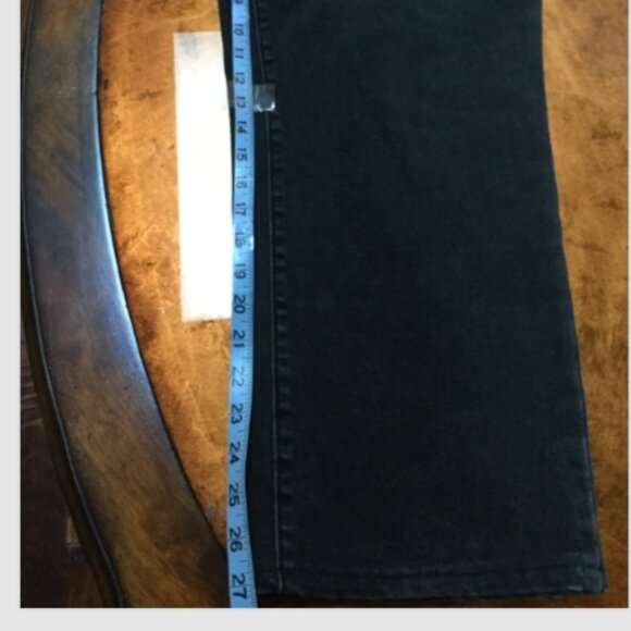 Talbots Women Size 14 Relaxed Jean Tapered Leg High Waist Distressed Black Denim - Picture 8 of 12